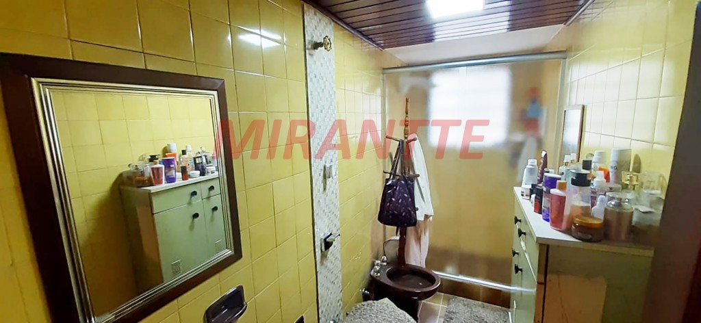 Sobrado de 156m² com 3 quartos em Santana