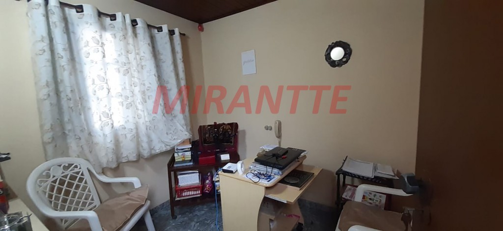 Sobrado de 156m² com 3 quartos em Santana