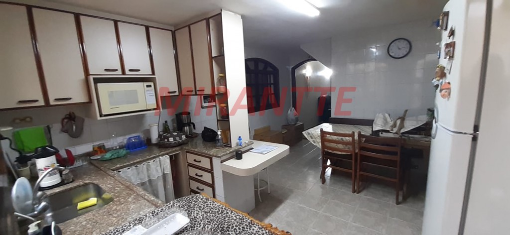 Sobrado de 156m² com 3 quartos em Santana