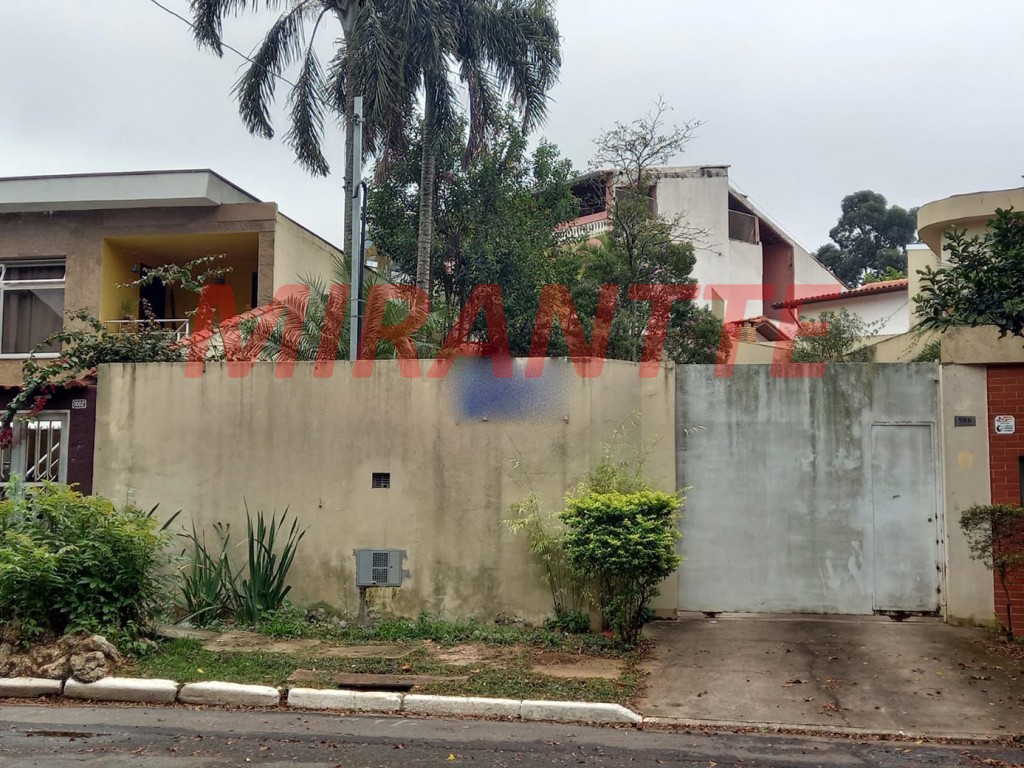 Terreno de 286m² em Jardim Guapíra