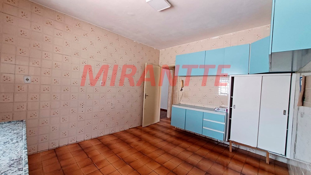 Comercial de 240m² em Parque Vitória