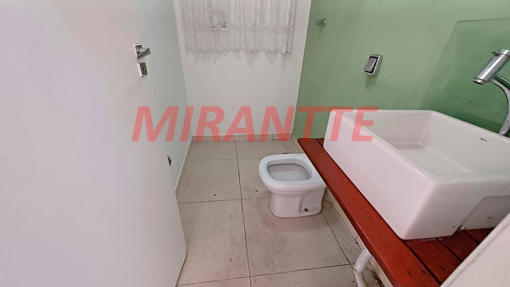 Comercial de 240m² em Parque Vitória