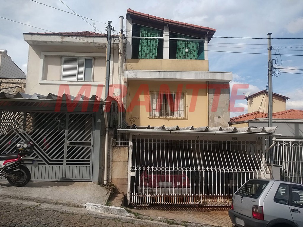 Sobrado de 144m² com 3 quartos em Santana