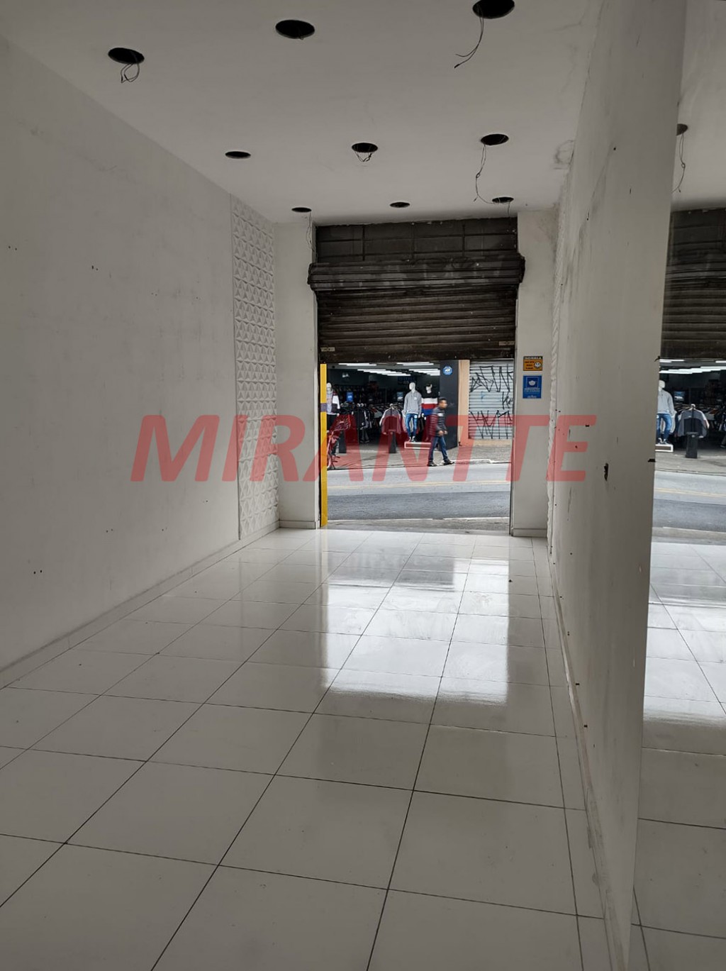 Comercial de 100m² em Jardim Peri