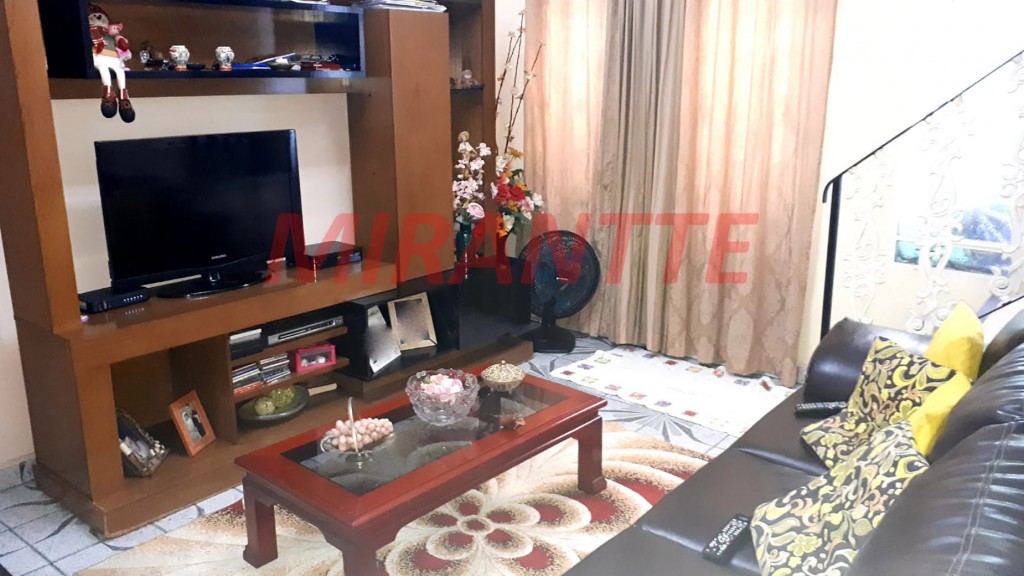 Sobrado de 132m² com 4 quartos em Jaçana