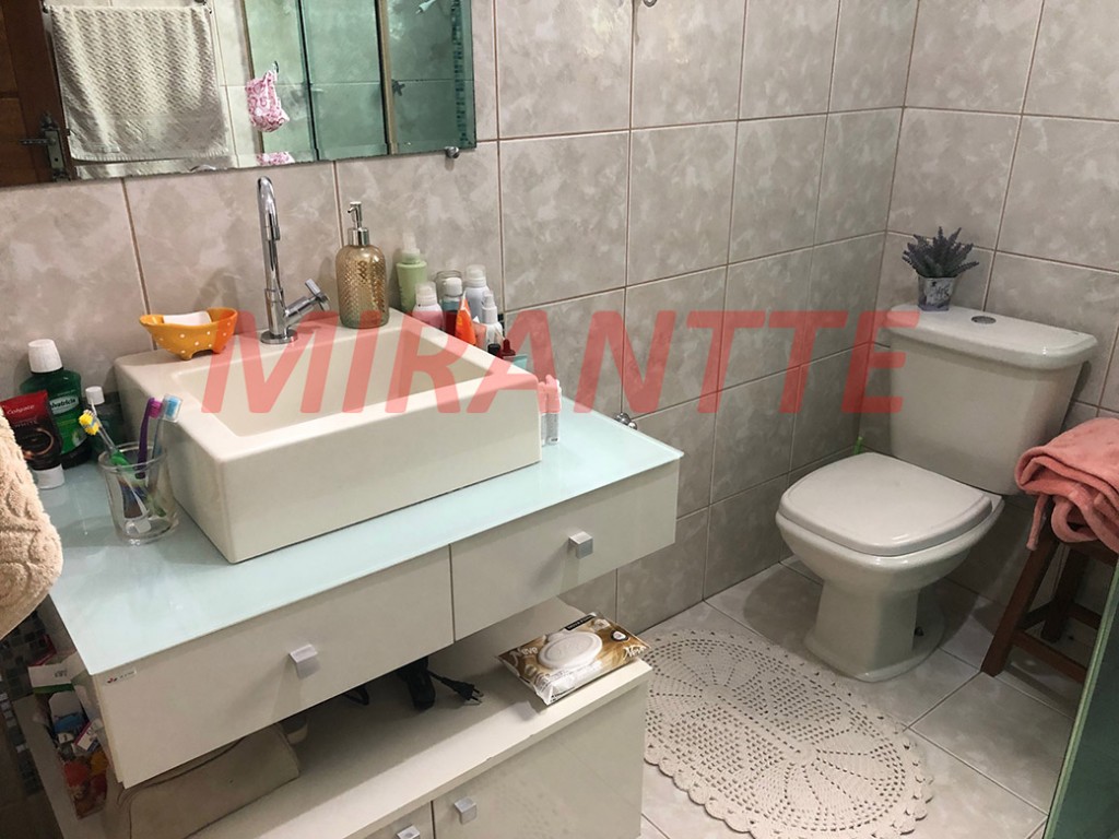 Sobrado de 164m² com 3 quartos em Santana