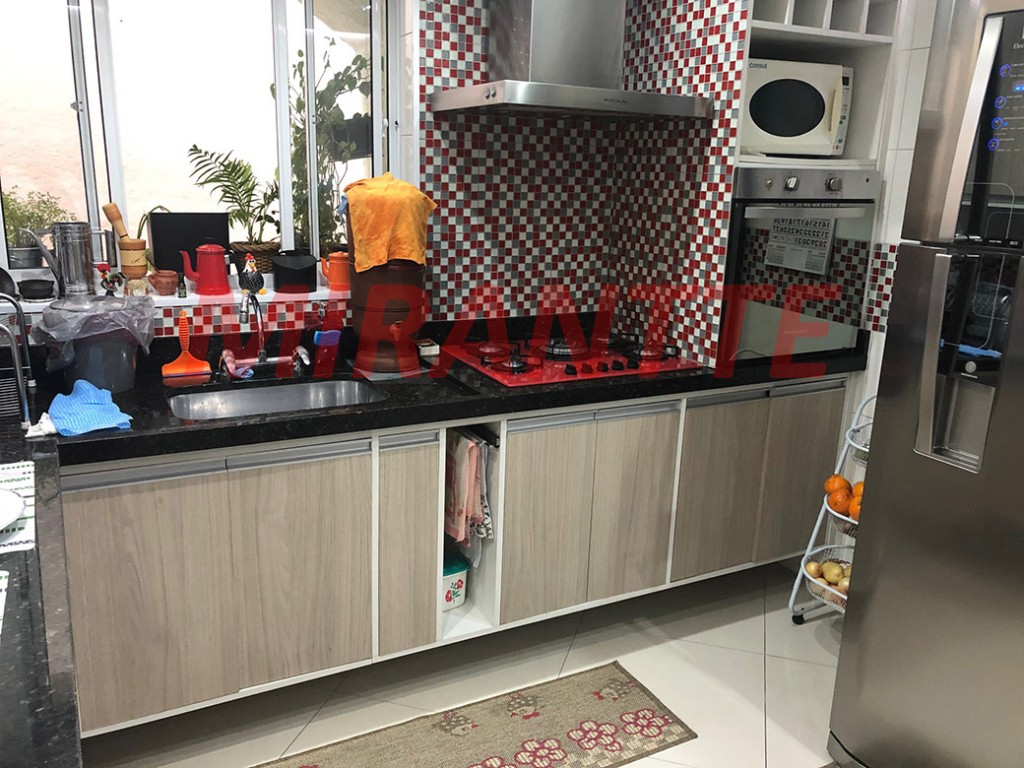 Sobrado de 164m² com 3 quartos em Santana