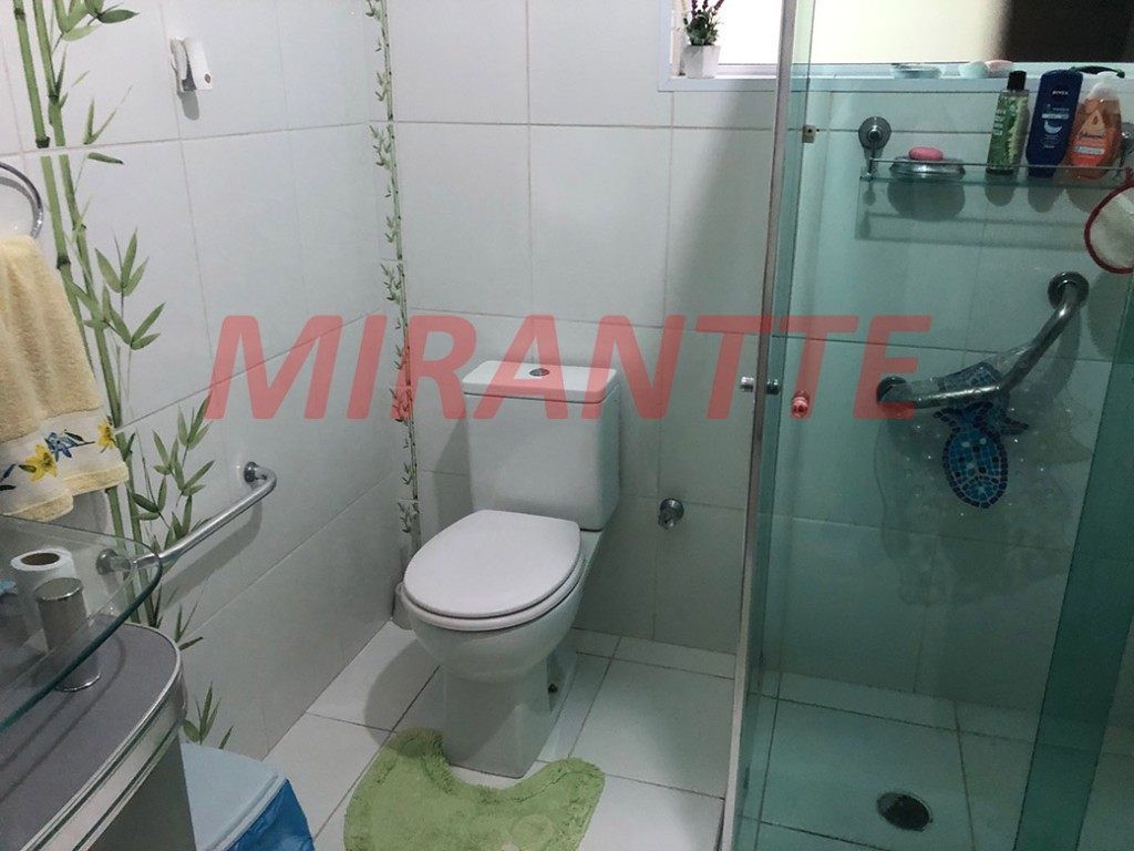 Sobrado de 164m² com 3 quartos em Santana