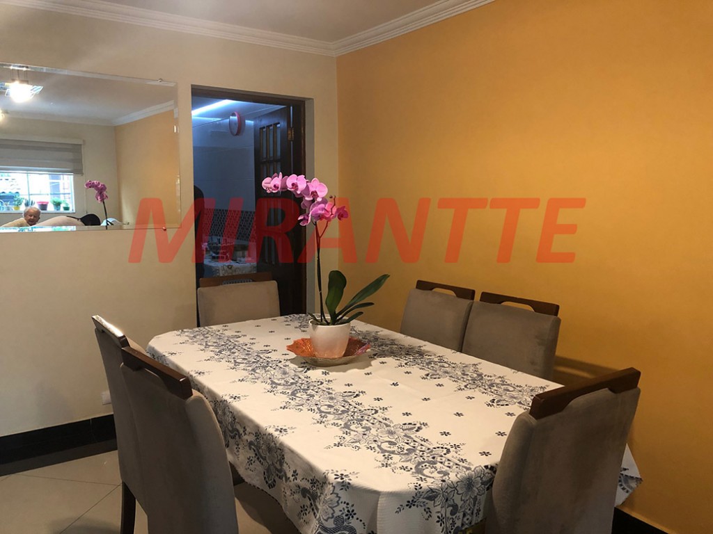 Sobrado de 164m² com 3 quartos em Santana