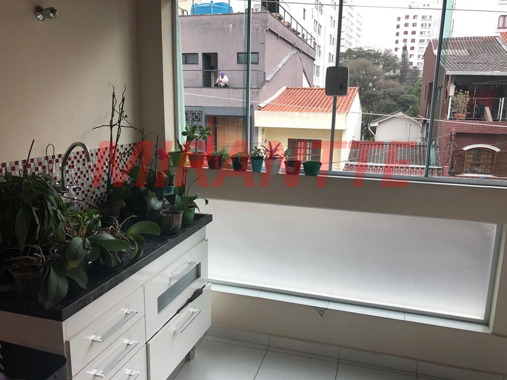 Sobrado de 164m² com 3 quartos em Santana
