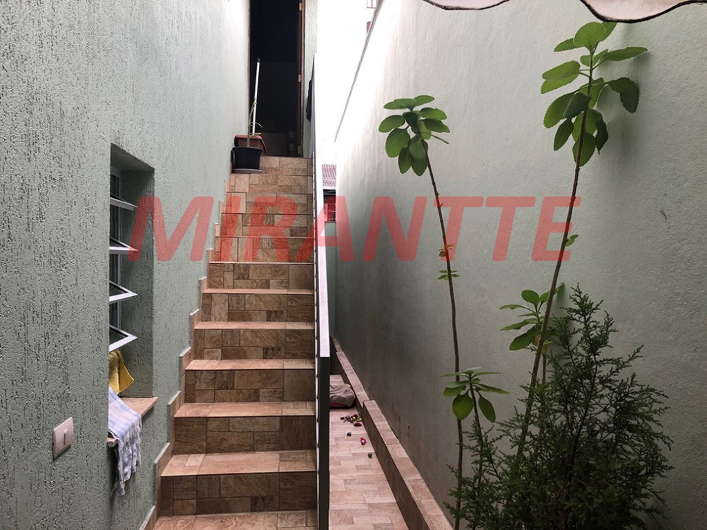 Sobrado de 164m² com 3 quartos em Santana