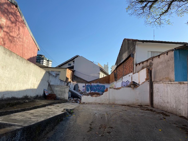Terreno de 224m² em Santa Teresinha