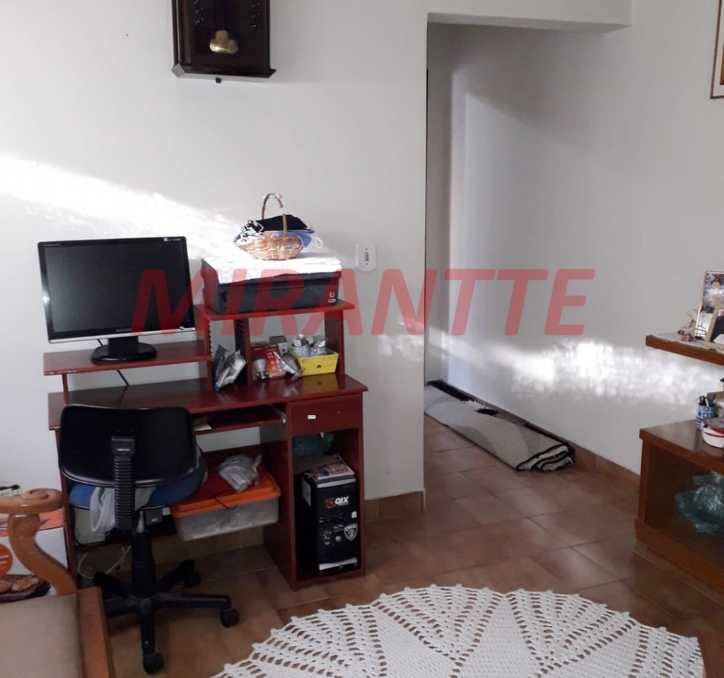 Casa terrea de 200m² com 2 quartos em Parque Vitória