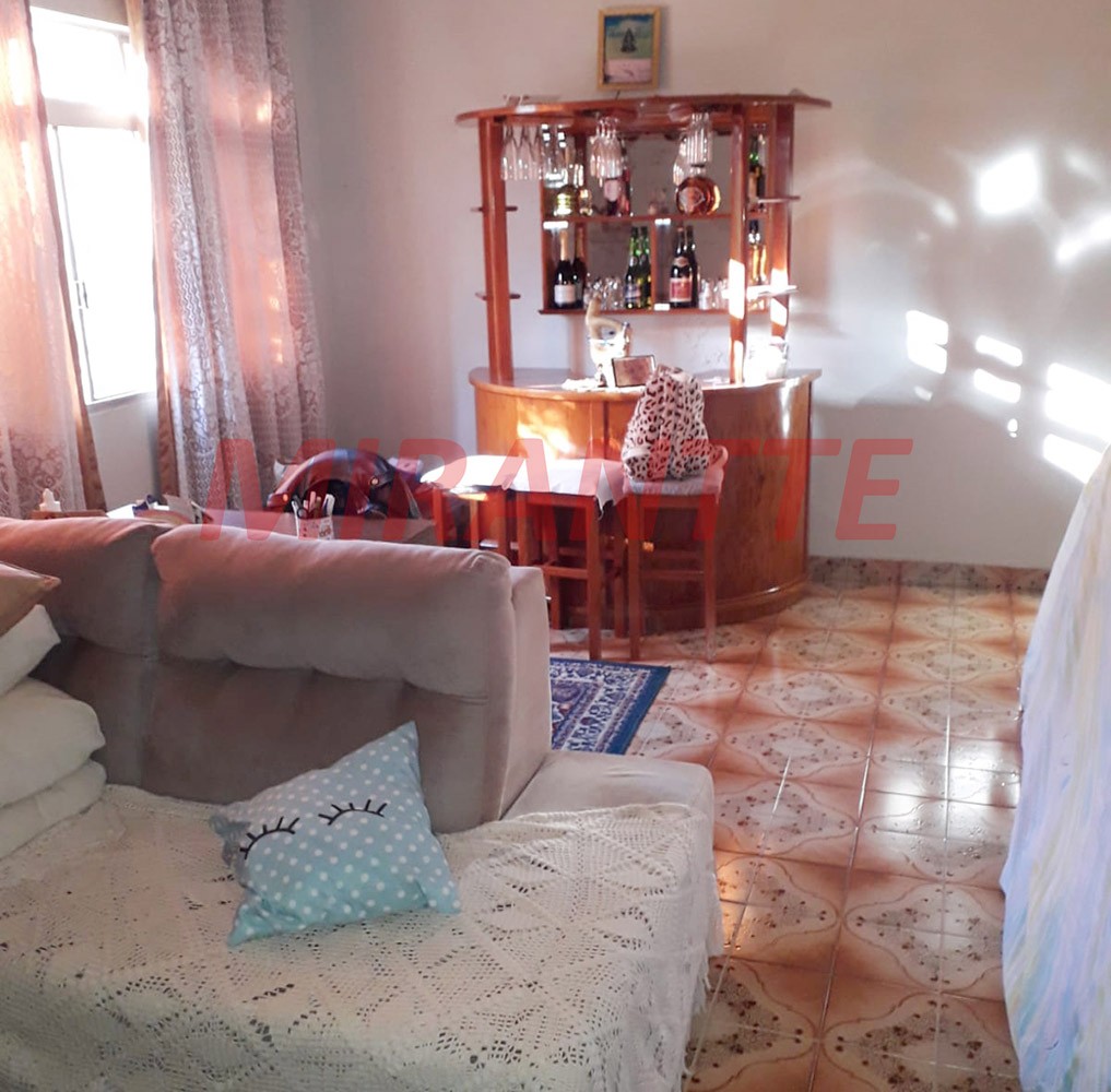 Casa terrea de 200m² com 2 quartos em Parque Vitória