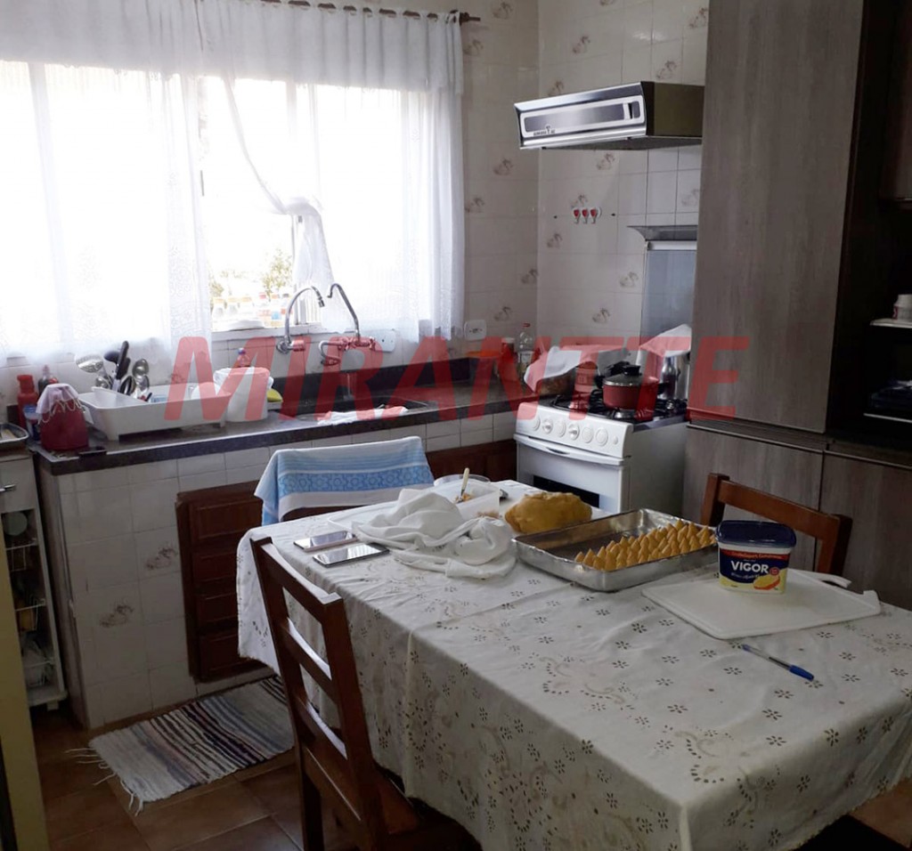 Casa terrea de 200m² com 2 quartos em Parque Vitória