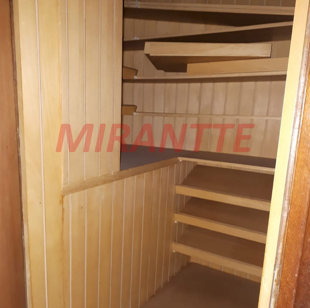 Casa terrea de 600m² com 6 quartos em Vila Rosália