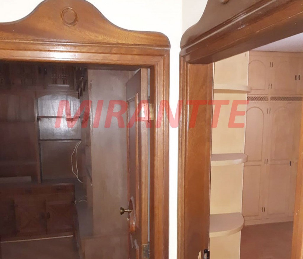 Casa terrea de 600m² com 6 quartos em Vila Rosália