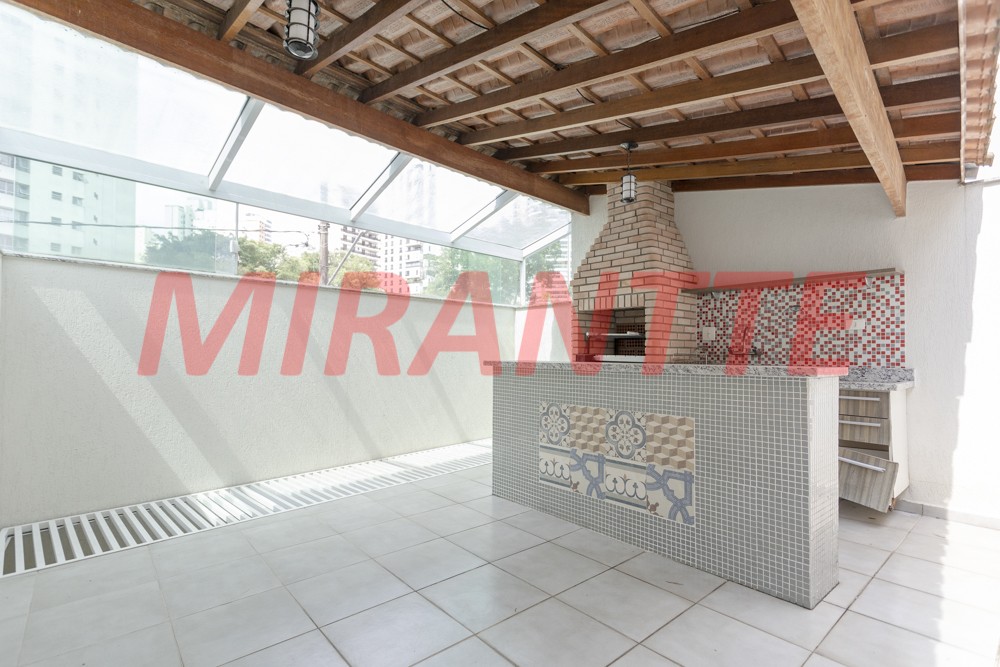 Sobrado de 310m² com 4 quartos em Santana