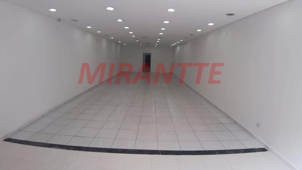Comercial em Santana