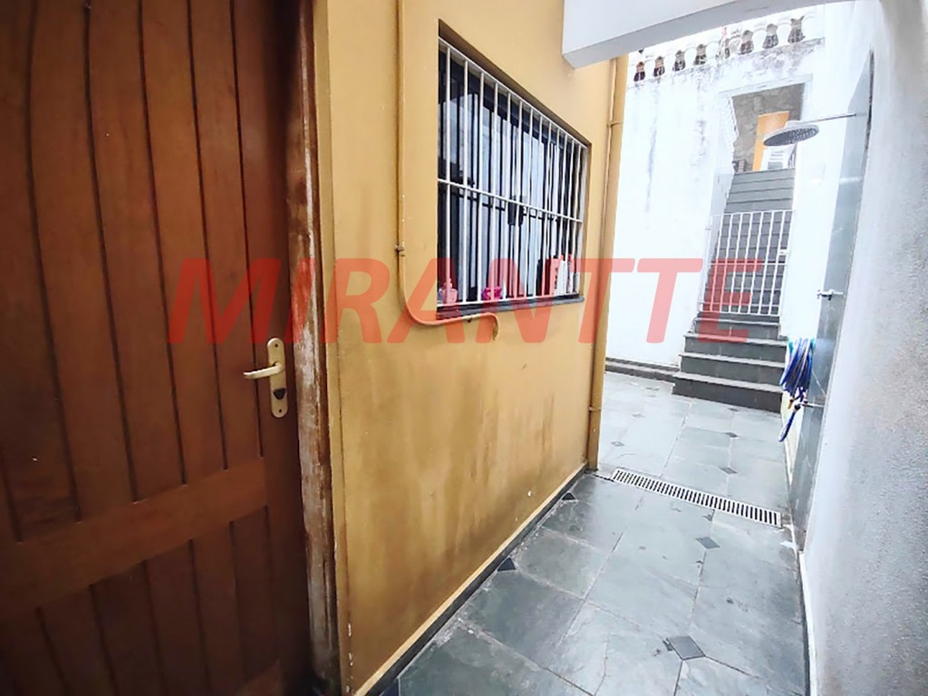 Sobrado de 195m² com 3 quartos em Santa Terezinha