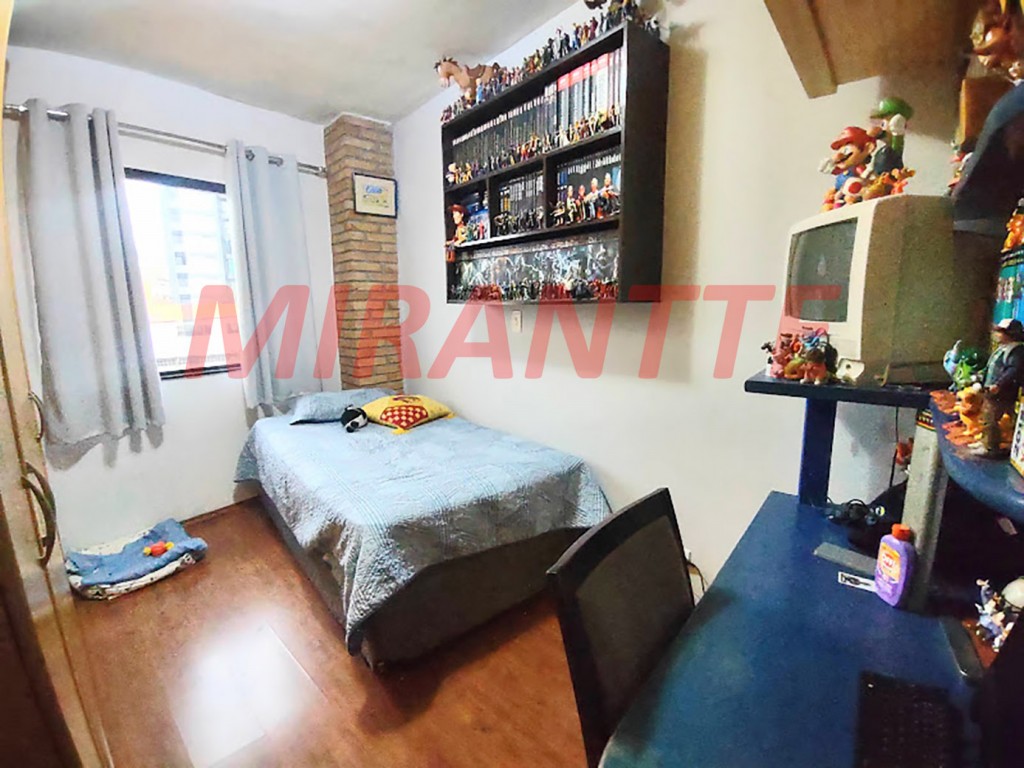 Sobrado de 195m² com 3 quartos em Santa Terezinha