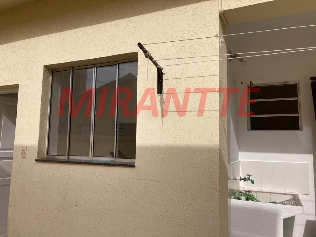 Apartamento de 54m² com 2 quartos em Água Fria