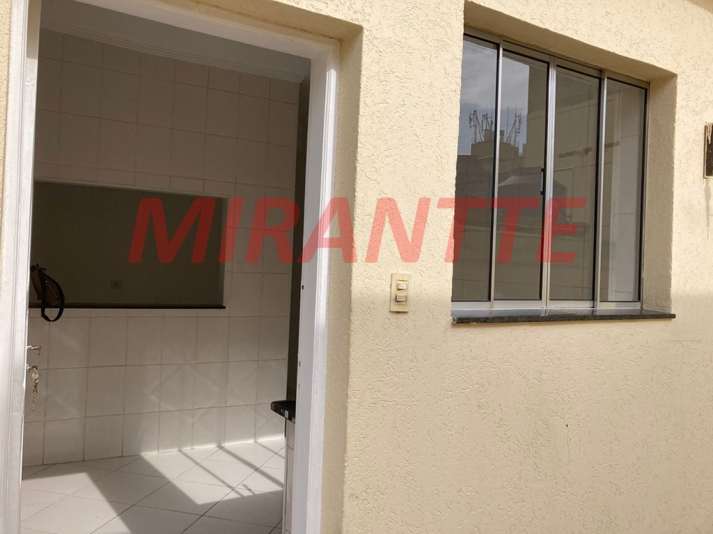 Apartamento de 54m² com 2 quartos em Água Fria
