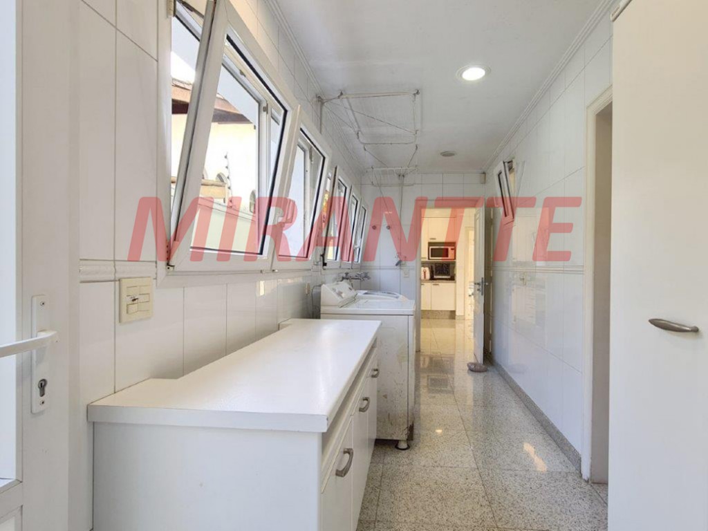 Sobrado de 899m² com 4 quartos em Alto da Boa Vista