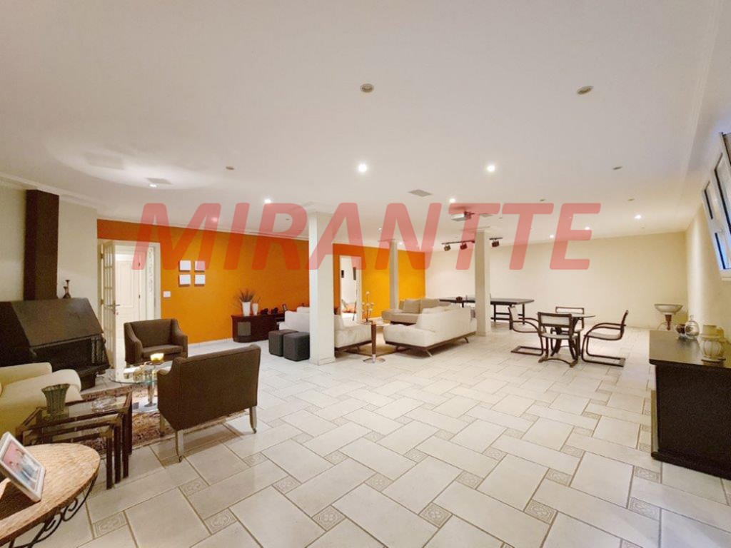 Sobrado de 899m² com 4 quartos em Alto da Boa Vista