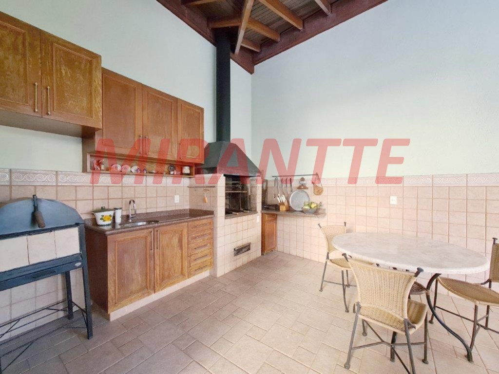 Sobrado de 899m² com 4 quartos em Alto da Boa Vista