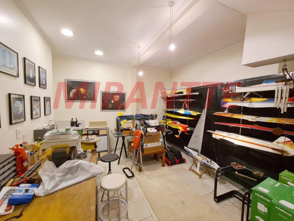 Sobrado de 899m² com 4 quartos em Alto da Boa Vista