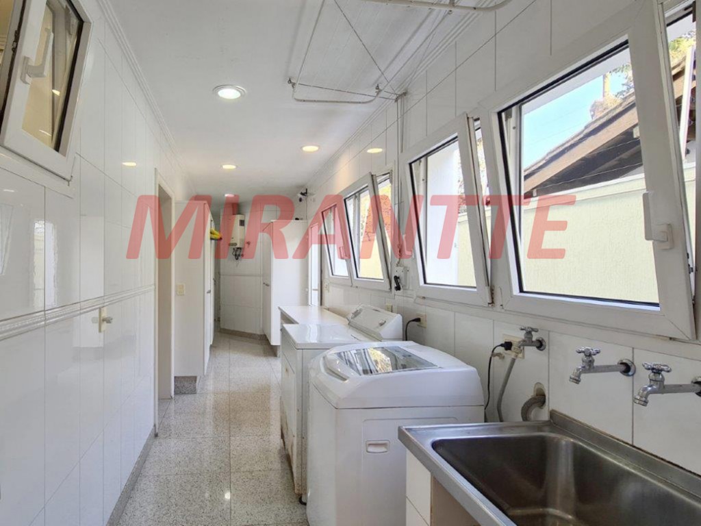 Sobrado de 899m² com 4 quartos em Alto da Boa Vista