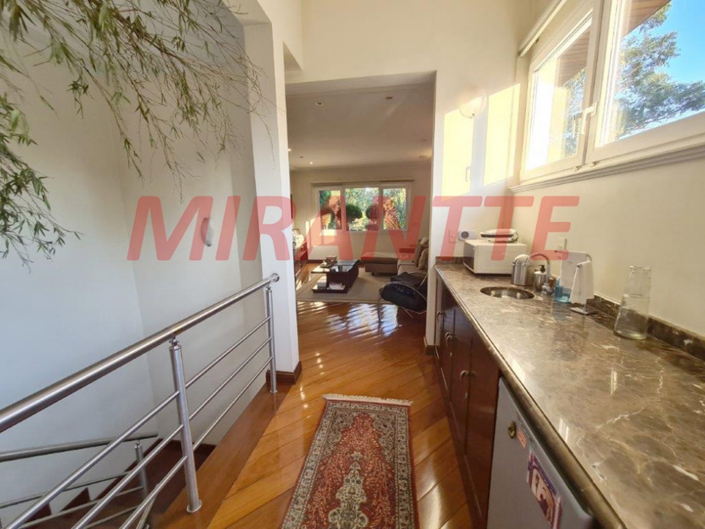 Sobrado de 899m² com 4 quartos em Alto da Boa Vista