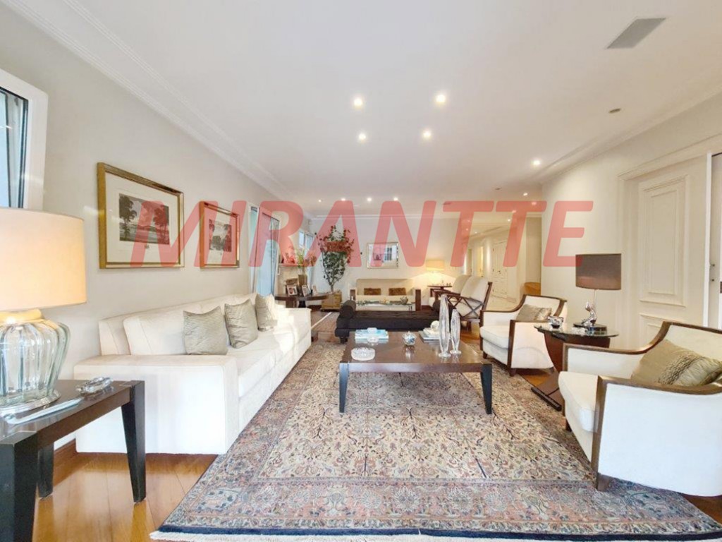 Sobrado de 899m² com 4 quartos em Alto da Boa Vista
