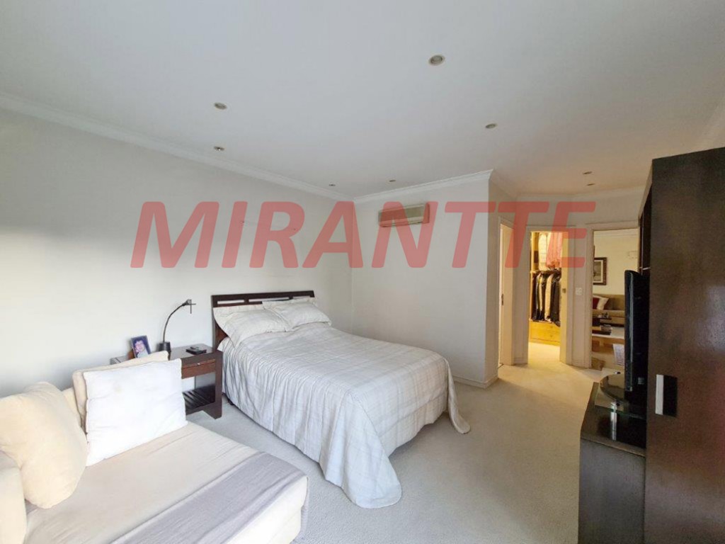 Sobrado de 899m² com 4 quartos em Alto da Boa Vista
