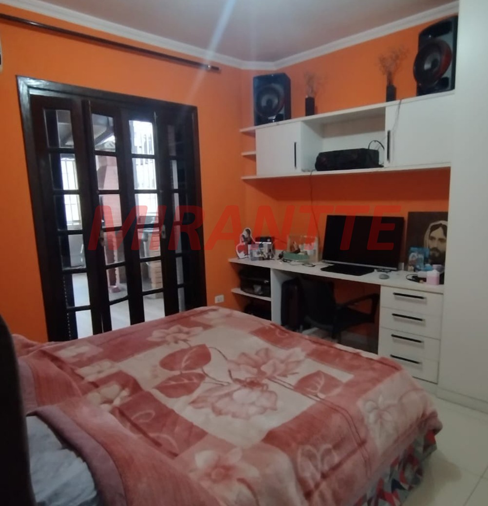Sobrado de 297m² com 4 quartos em Vila Maria Alta