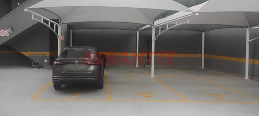 Apartamento de 81m² com 3 quartos em Santana