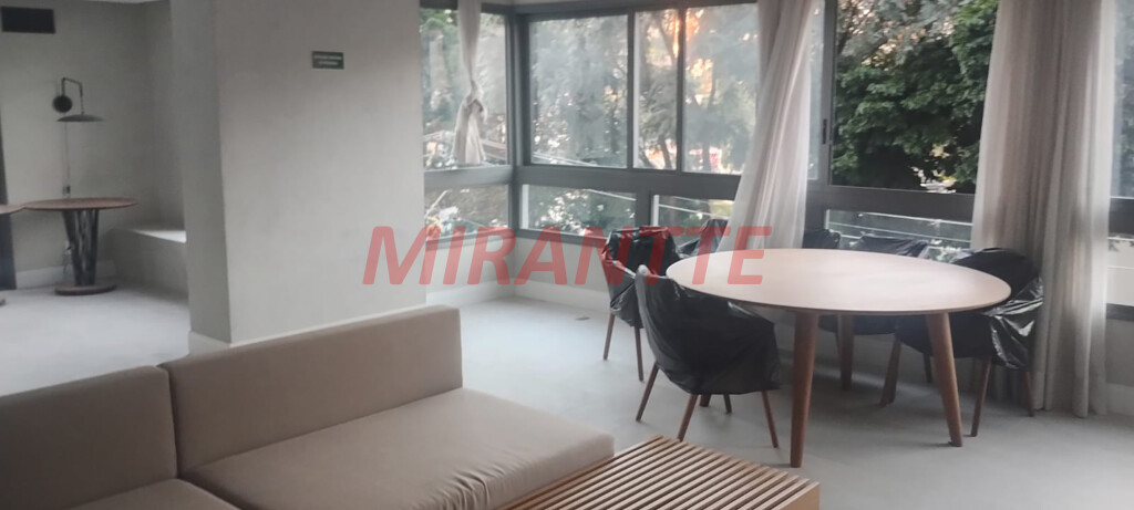 Apartamento de 81m² com 3 quartos em Santana