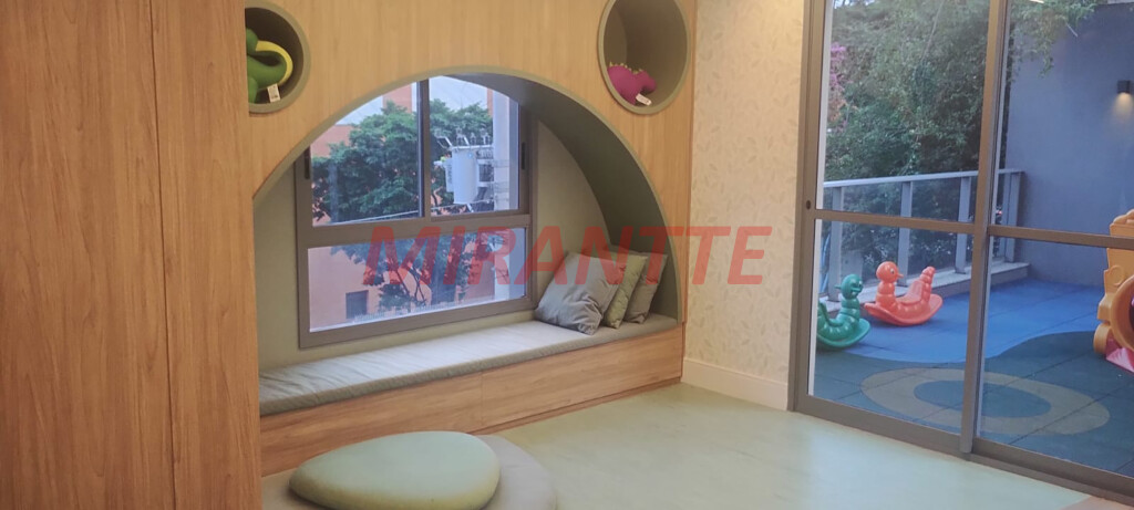 Apartamento de 81m² com 3 quartos em Santana