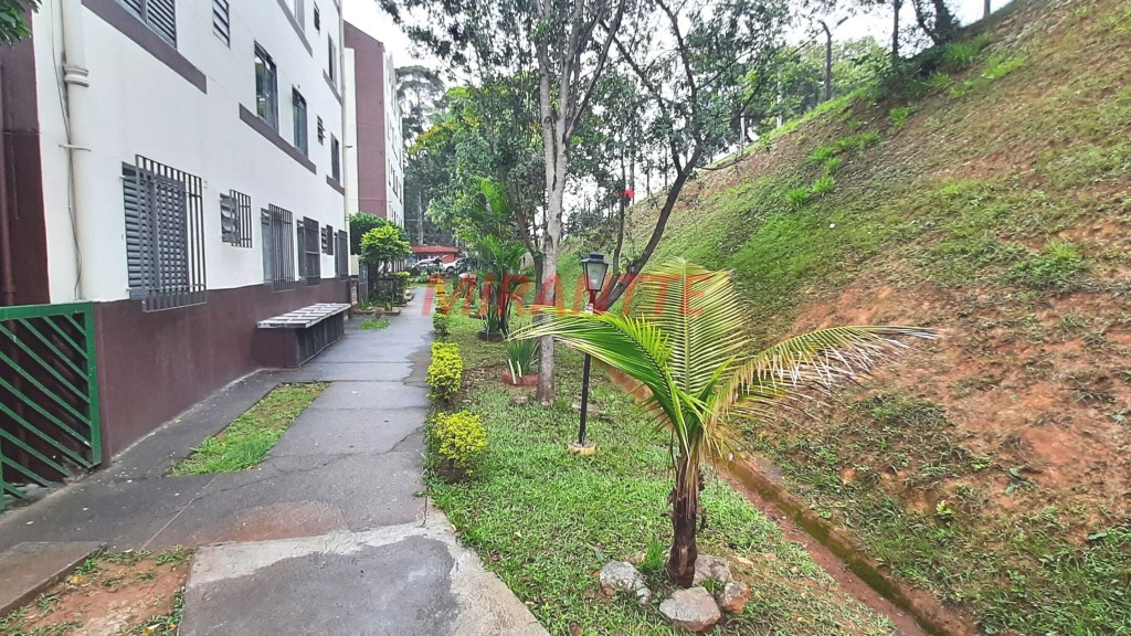 Apartamento de 45m² com 2 quartos em Cachoeirinha