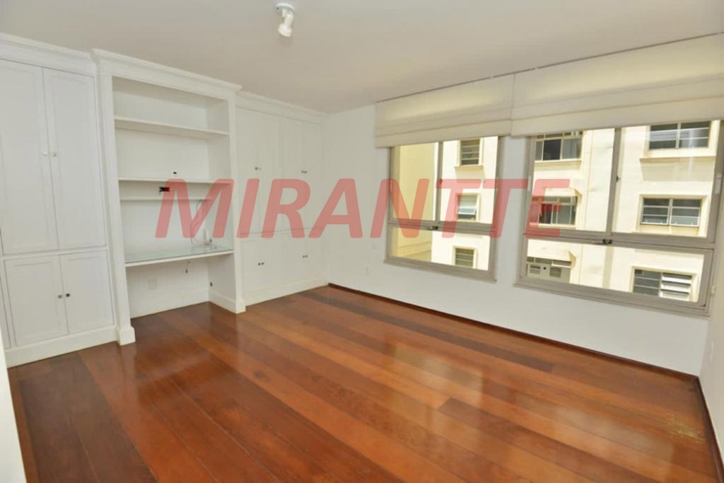 Apartamento de 280m² com 4 quartos em Jardim Europa