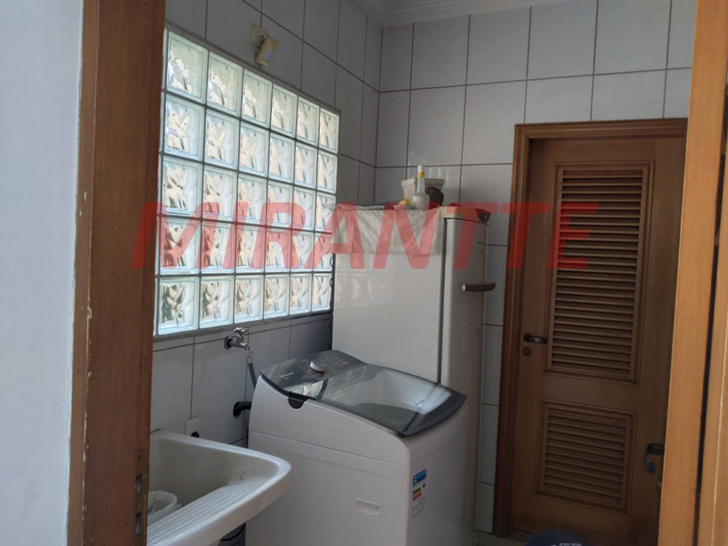Sobrado de 226m² com 3 quartos em Chácara Santo Antônio