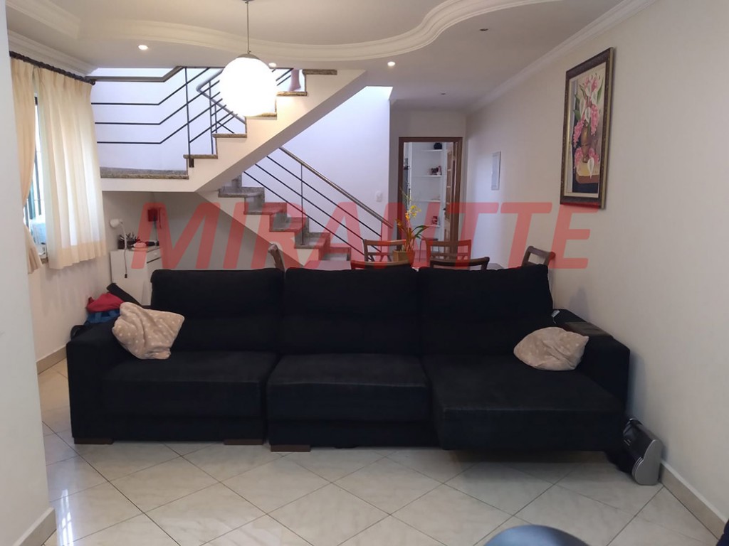 Sobrado de 226m² com 3 quartos em Chácara Santo Antônio