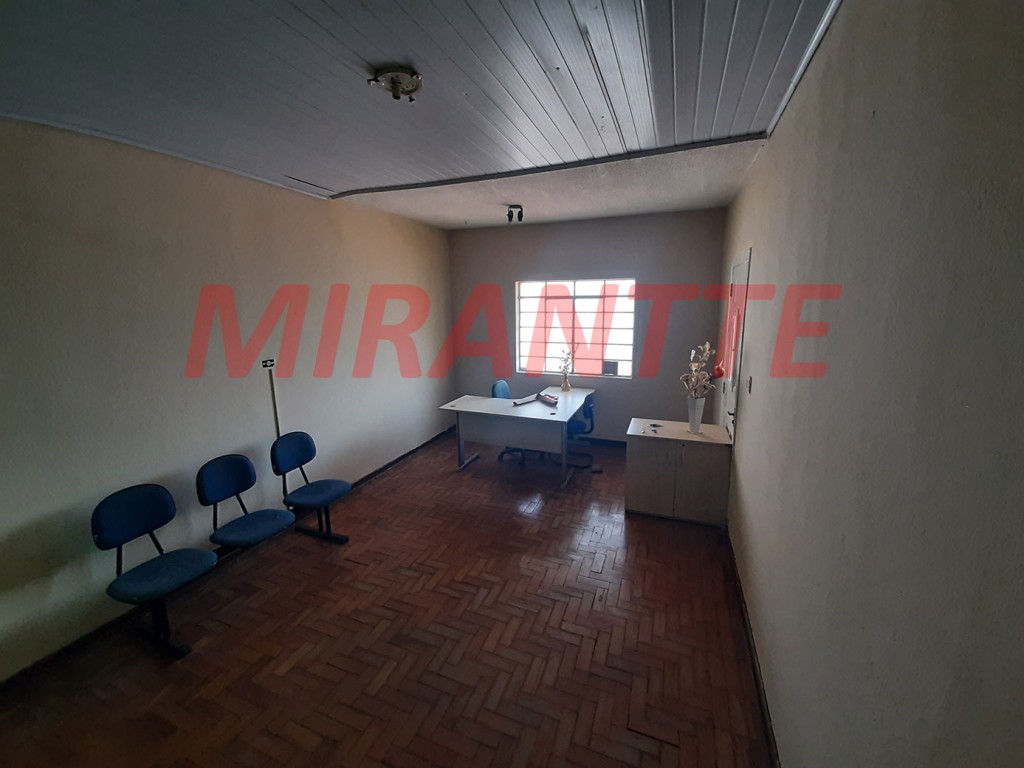 Sobrado de 250m² com 5 quartos em Quitaúna