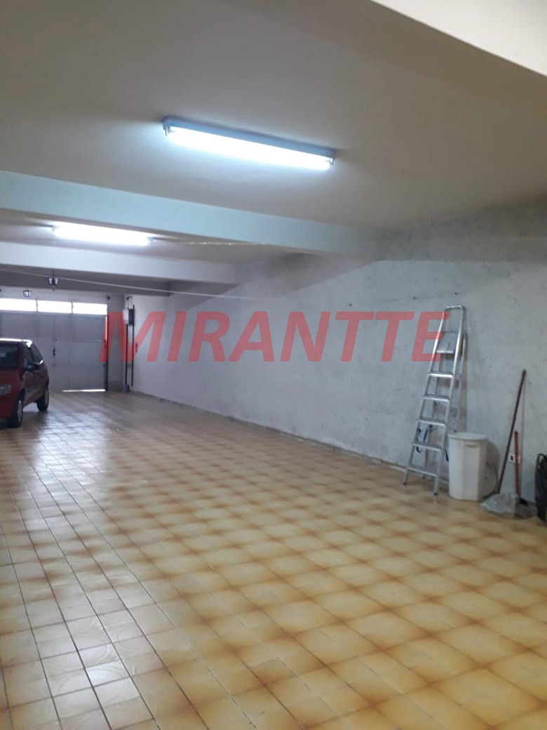 Sobrado de 325m² com 3 quartos em Horto Florestal