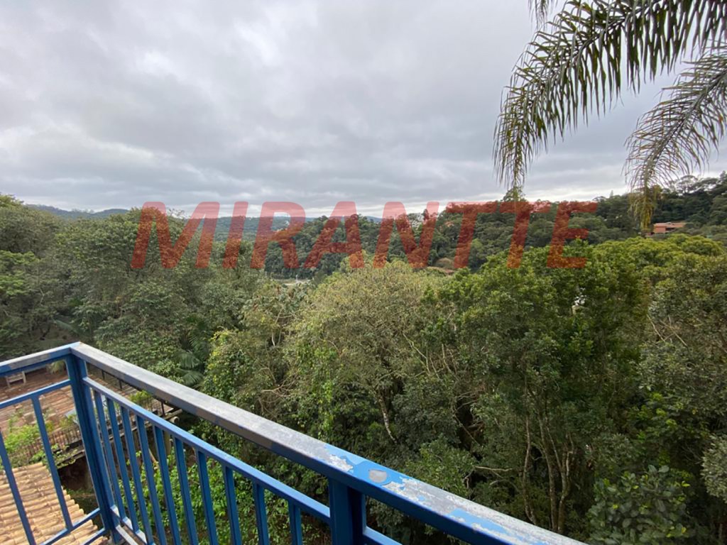 Sobrado de 478m² com 5 quartos em Serra Da Cantareira