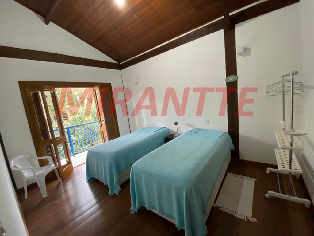 Sobrado de 478m² com 5 quartos em Serra Da Cantareira