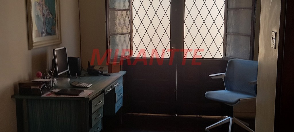 Sobrado de 250m² com 4 quartos em Jardim São Bento