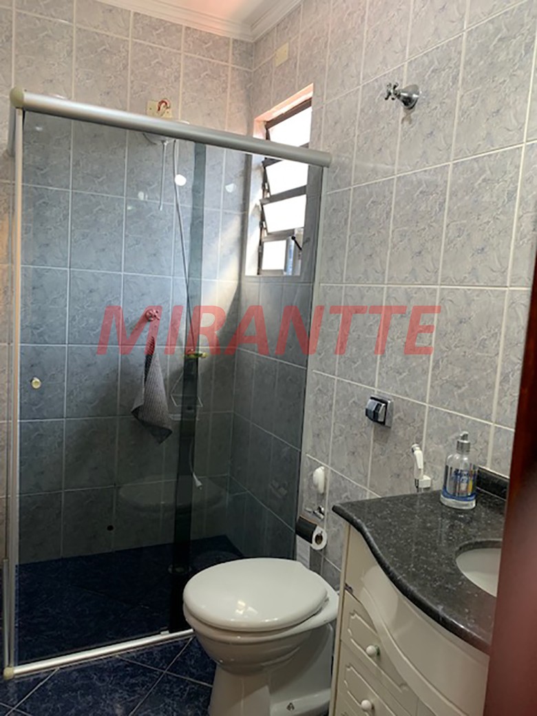 Sobrado de 230m² com 4 quartos em Tremembe