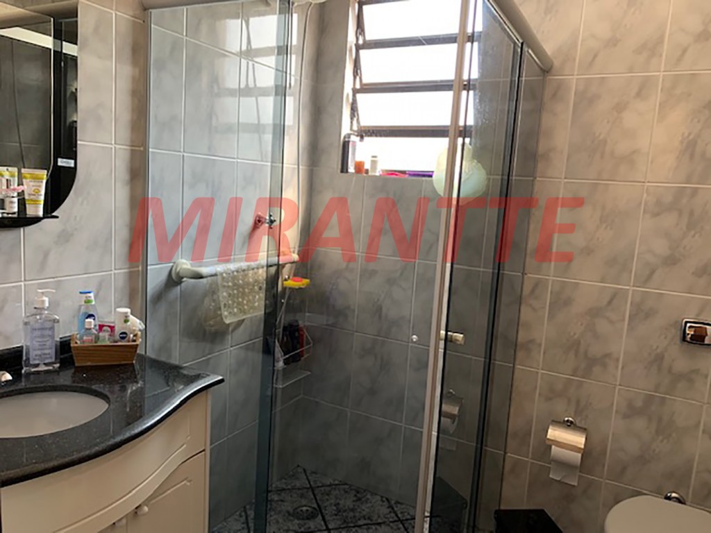 Sobrado de 230m² com 4 quartos em Tremembe
